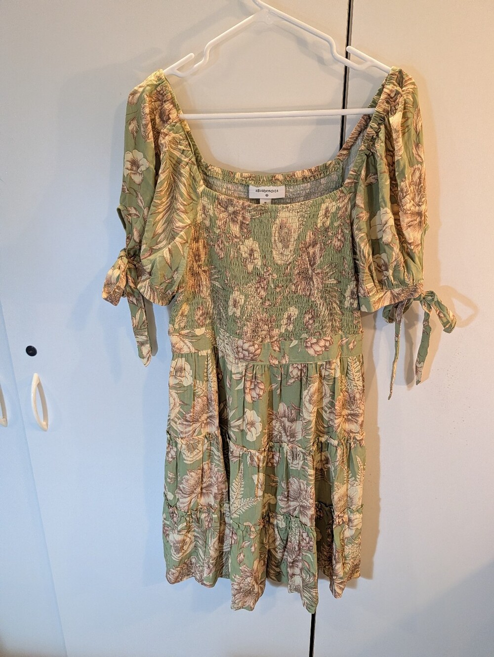 Aquabendita Target Woman's Medium Smocked Green Floral Puff-Sleeve Mini Dress